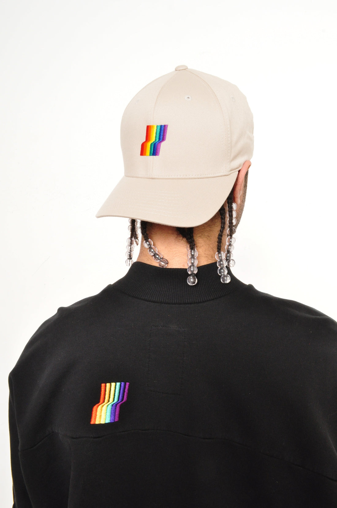 AGOGO • Casquette Fitted Rainbow