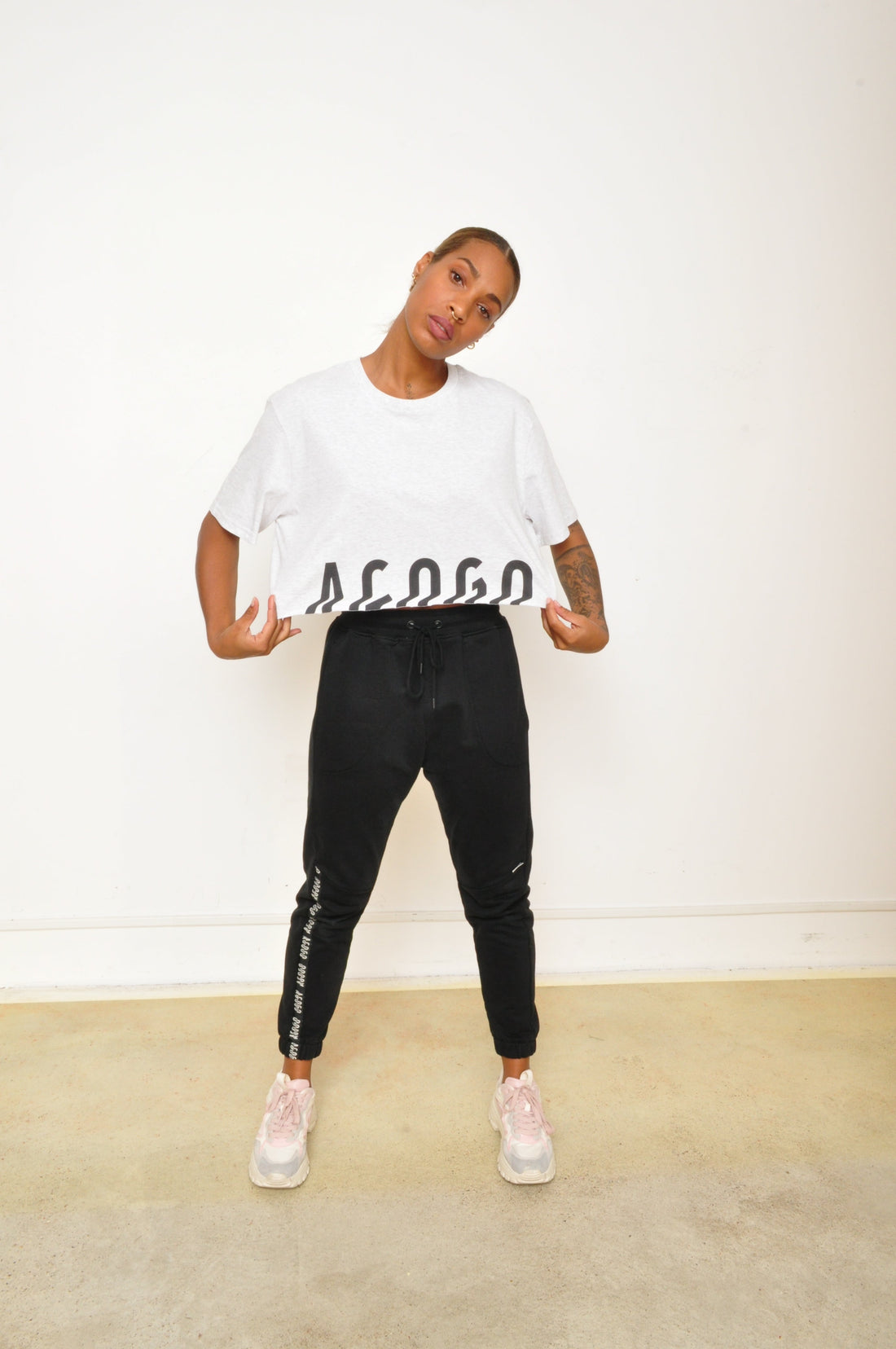 AGOGO • Crop Top Logo