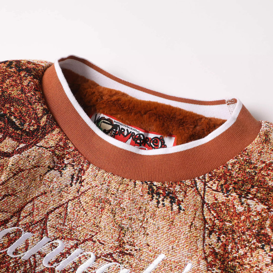 VERYRARE • Sweat Tissage Jacquard / Doublure Fausse Fourrure 